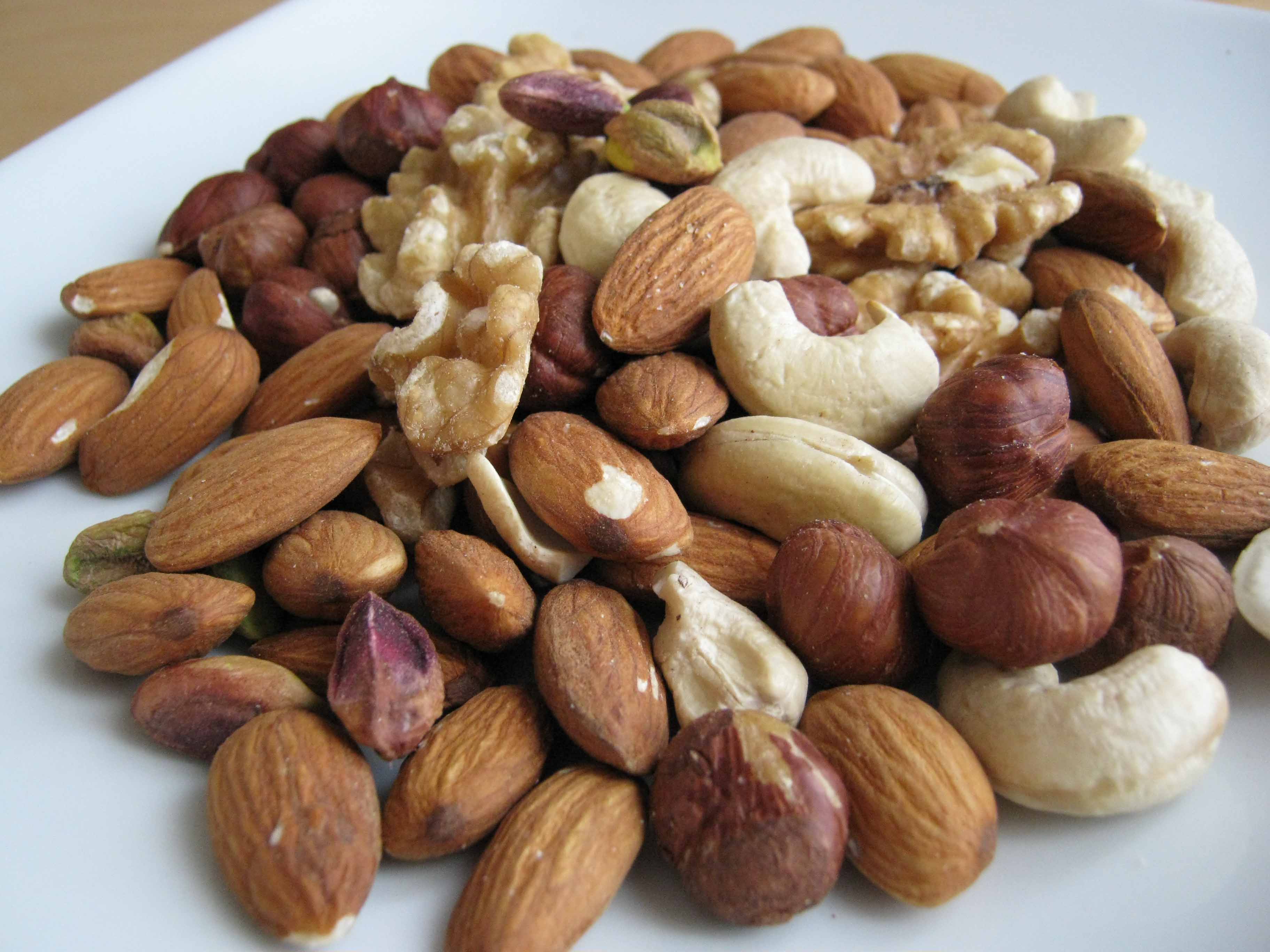 Effects Of Eating Excess Nuts And The Right Intake MD Health